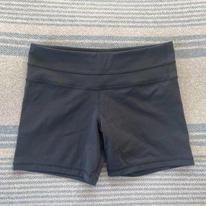 lululemon align high-rise shorts, size 6